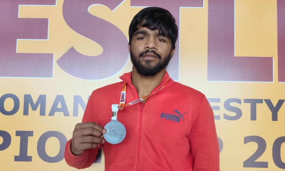 Mr.-Vijay-Wrestling-Medalist.jpeg